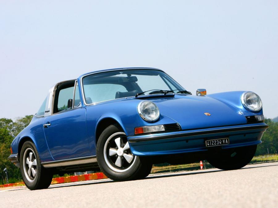  Porsche 911 S 2.4 Targa 1971 года  (фото 5 из 6)